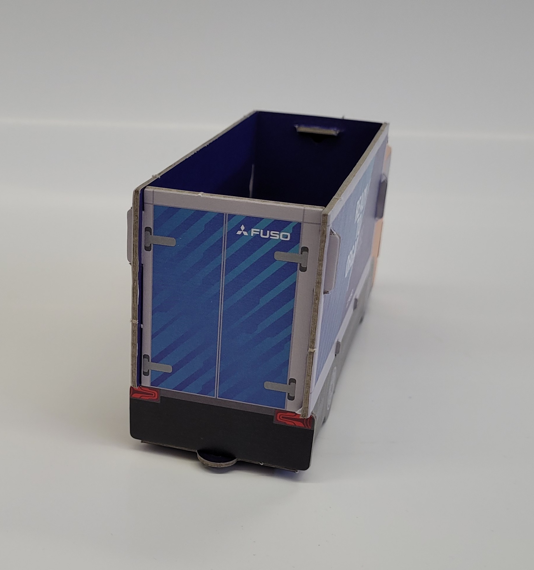 "READY TO ORGANISE" FUSO Truck Pencil Holder - Image 4